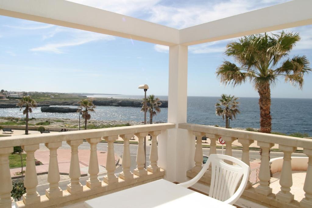 Hostal Sa Prensa Ciutadella  Buitenkant foto